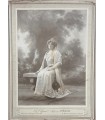 FÉLIX  "Le Portrait d'Art 6, Bd des Italiens Paris" - Jeune actrice ? - Photographie originale dédicacée et signée